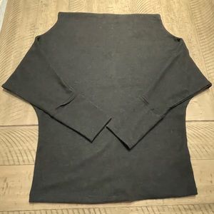 Revamped Women's Blouse size Medium black NWT